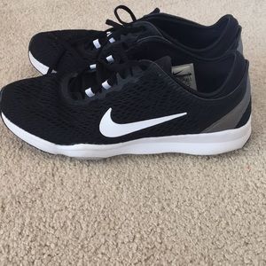 Nike zoom fit training shoes